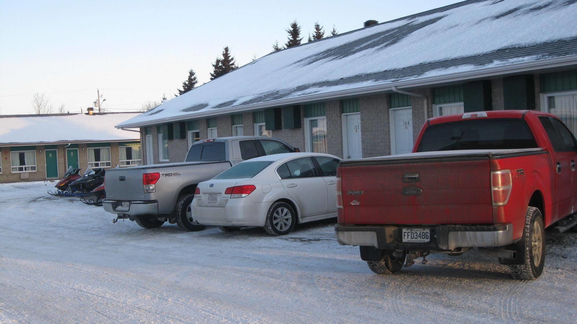 Hotel-Motel La Difference Sainte-Marie Luaran gambar