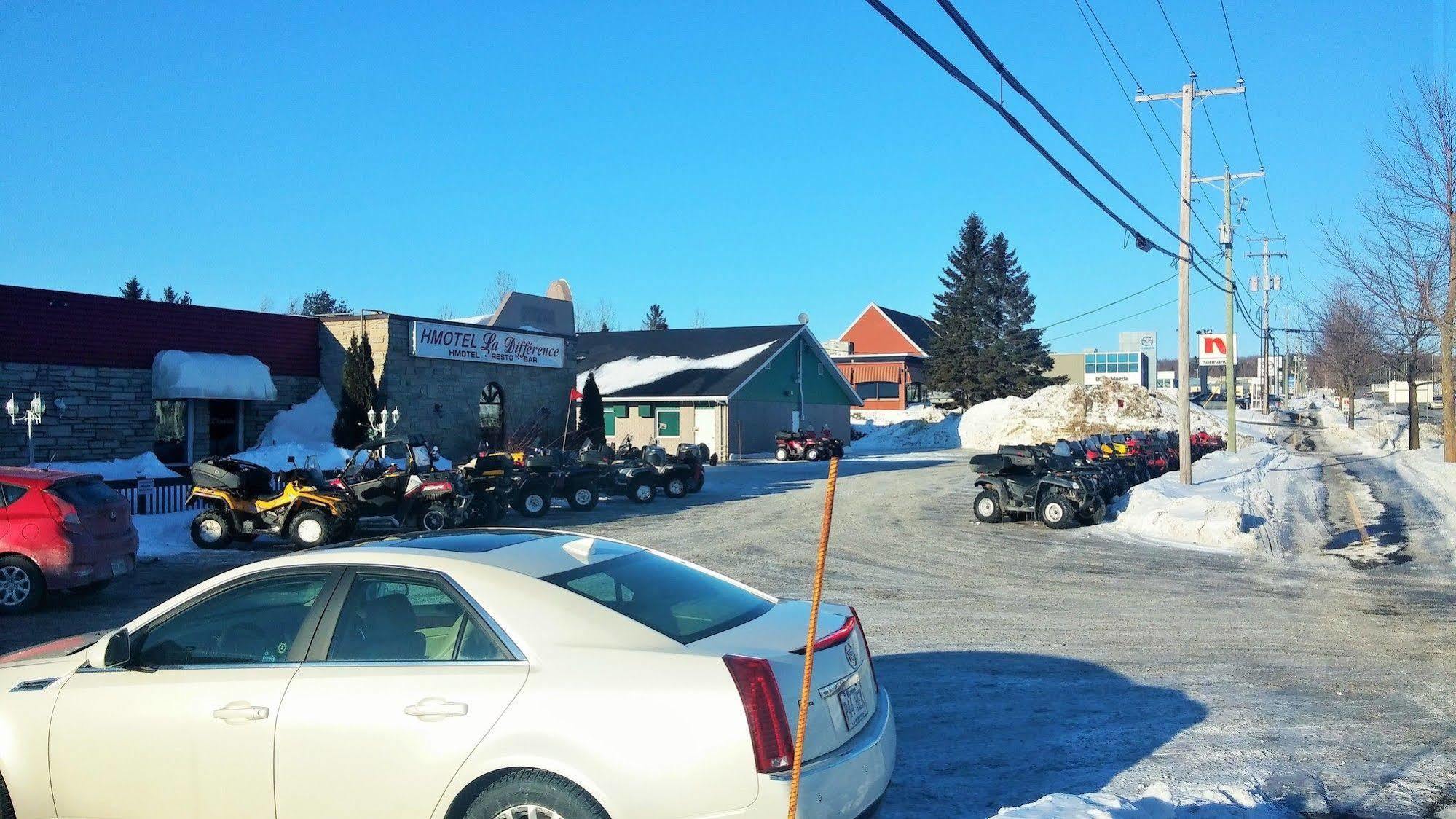 Hotel-Motel La Difference Sainte-Marie Luaran gambar