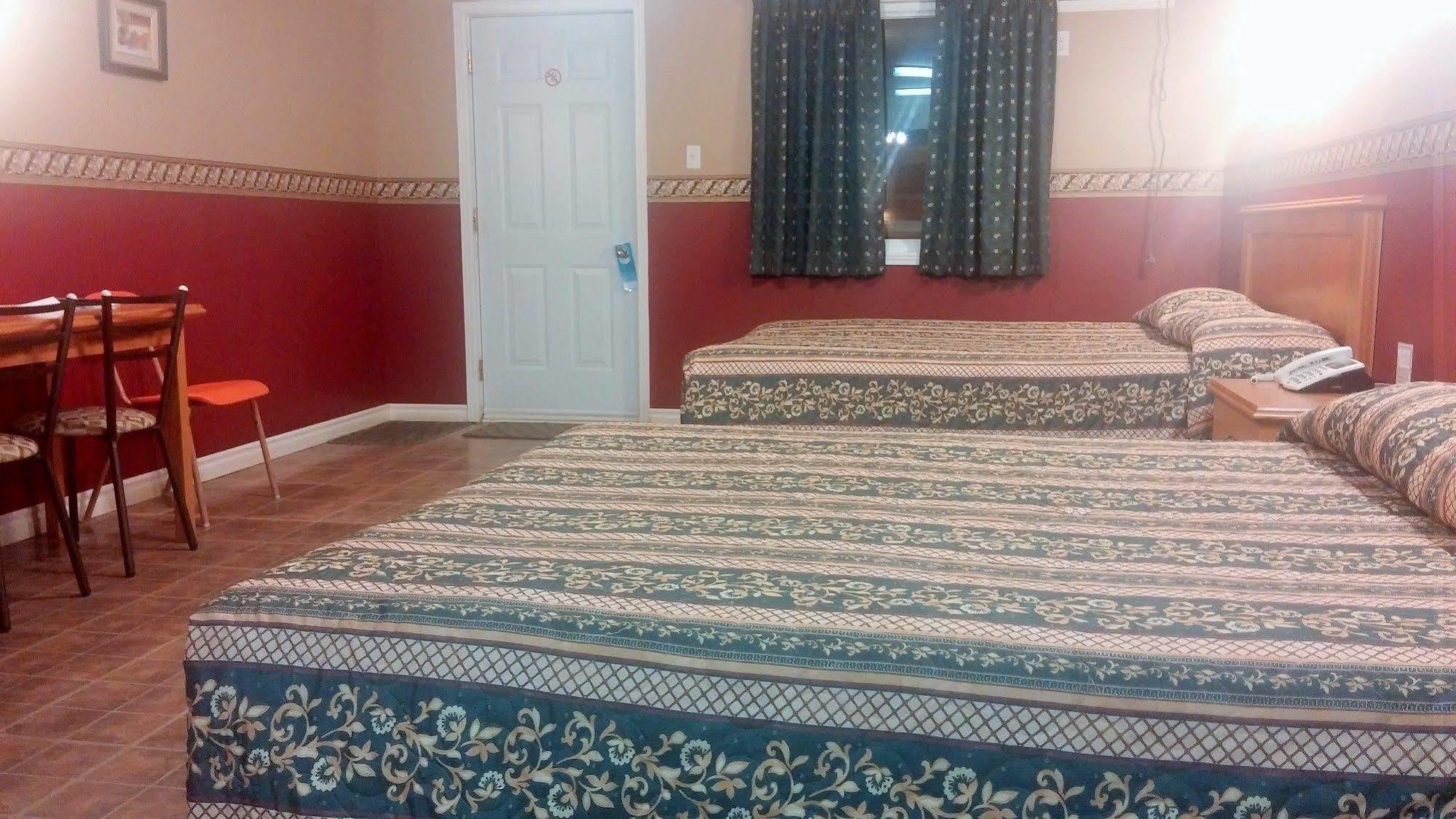 Hotel-Motel La Difference Sainte-Marie Luaran gambar